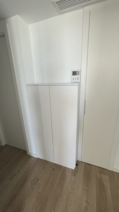 Chica + Sen╠âor 2